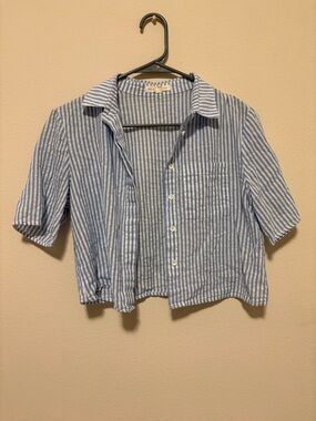 La Hearts Blue and White Striped Crop Button-Up Top